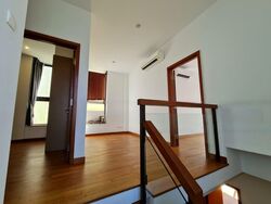 Lornie Road (D11), Terrace #453975411